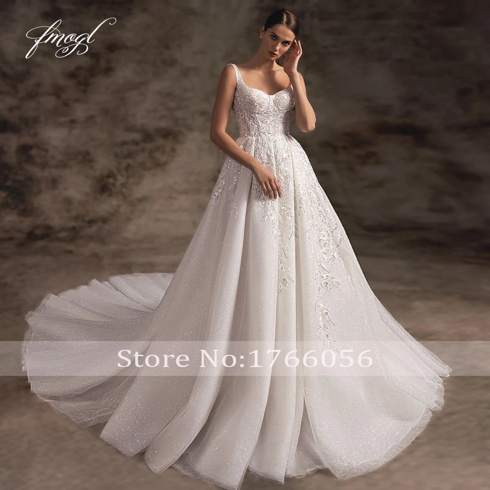 A Line Vintage Wedding Dress Spaghetti Straps Backless Court Train